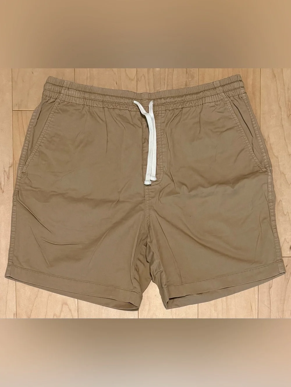 J. Crew Dock Chino Shorts Elastic Waist Drawstring Beige Tan Khaki Men’s Medium